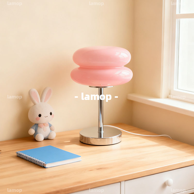 Cream Retro Bedside Table Lamp - Lighting Decor Bedroom recension och pris